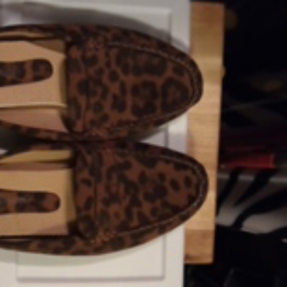 Leopard mules